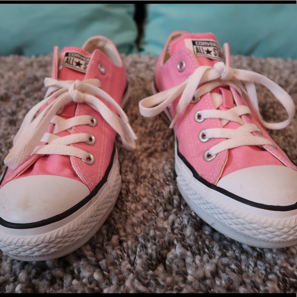 Low Rise Pink Converse
